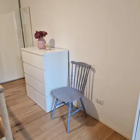 Bilocale Moderno Viale Umbria Mailand