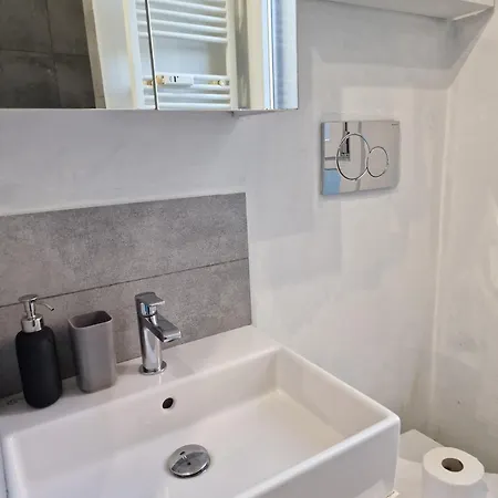 Bilocale Moderno Viale Umbria Apartment Mailand